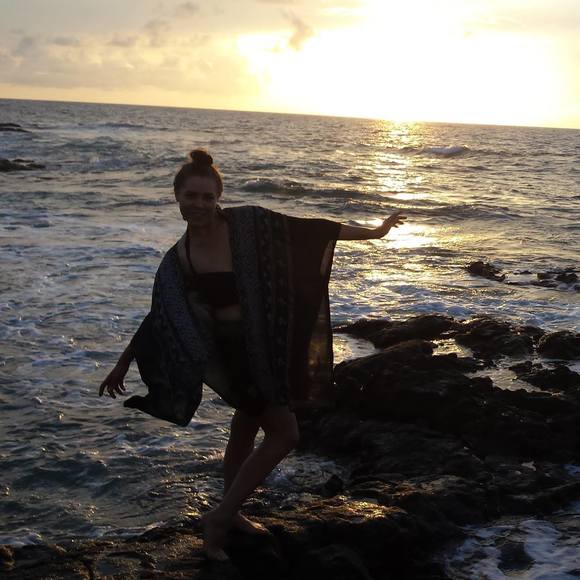 Meet your Posher, Erica - Picture 1 of 1