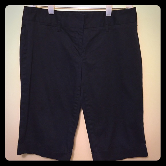 Limited Cassidy Fit long shorts size 6.