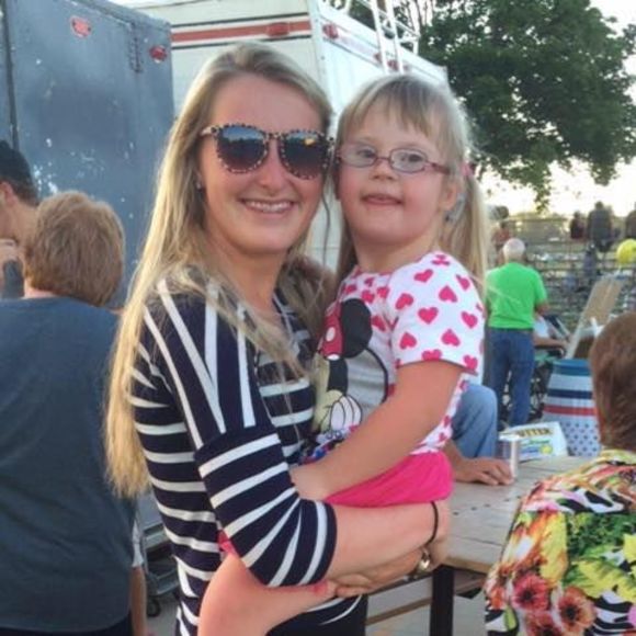 Meet your Posher, Megan - Picture 1 of 1