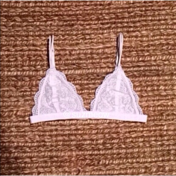 Other - NWT! Ivory lace bralettes • Size M/L left