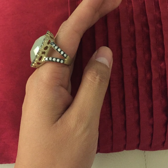 Cocktail ring - Picture 2 of 3