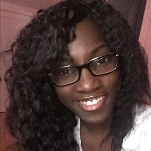 Meet your Posher, Lashay