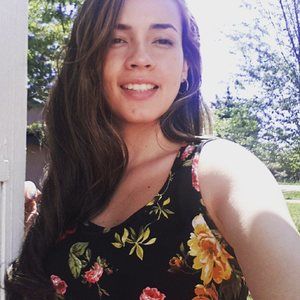 Meet your Posher, Marcela