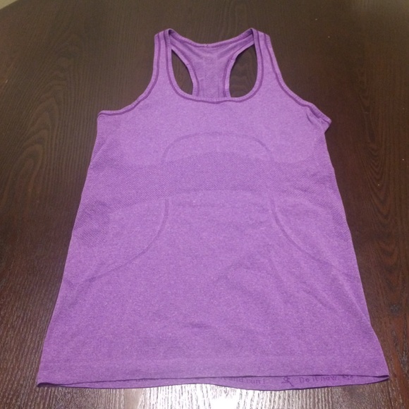 Lululemon Run Swiftly Tech Tank
