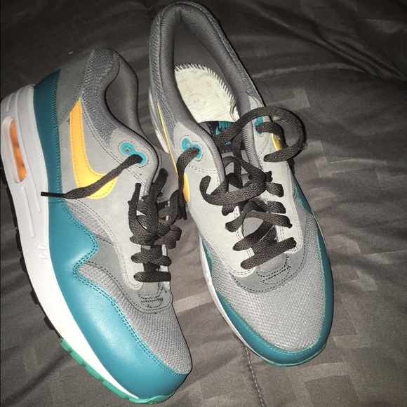 Nice - Picture 3 of 4