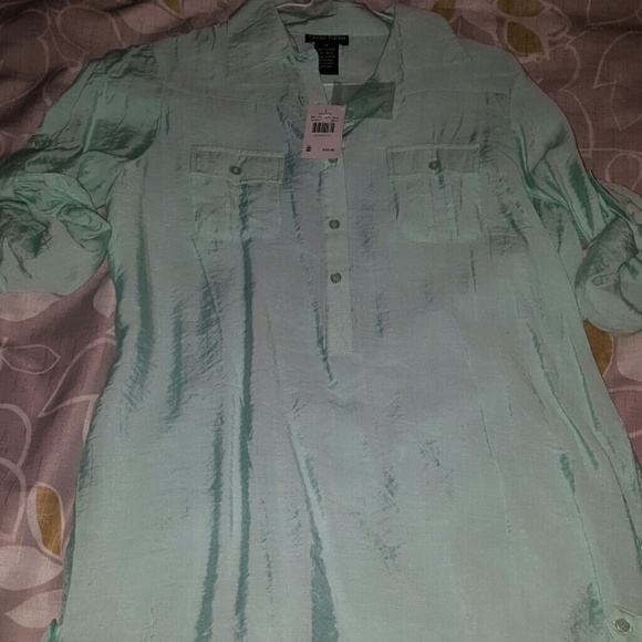 Top - Picture 1 of 2