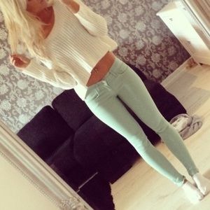 American Eagle Women's Aqua corduroy jeans