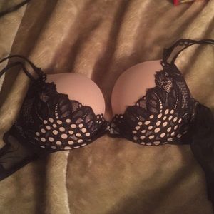 Victoria's Secret very sexy push-up