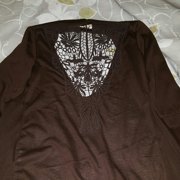 Top - Picture 3 of 3