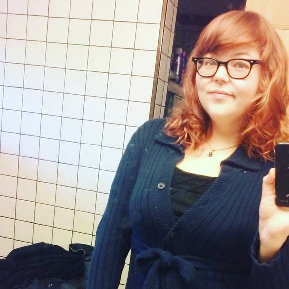 Meet your Posher, Alisha