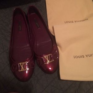 Louis Vuitton flats