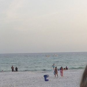 Meet your Posher, Lee