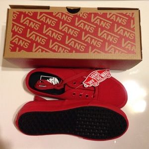 Van's True Red/Black 5.5