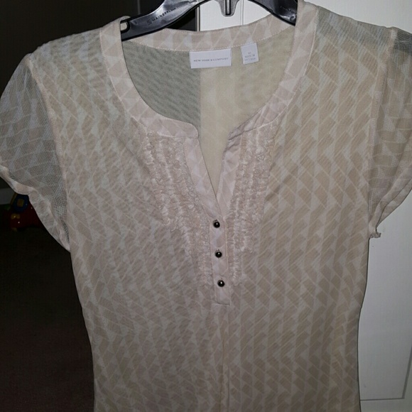 Top - Picture 1 of 2