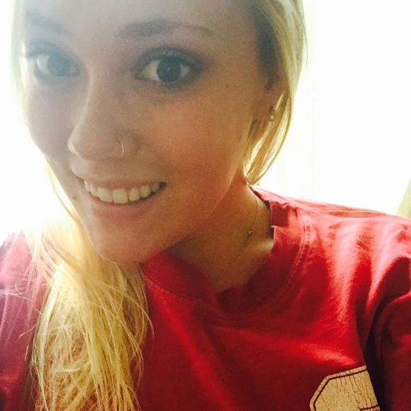 Meet your Posher, Anna