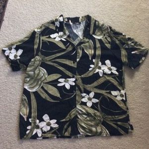 Button up Hawaiian shirt