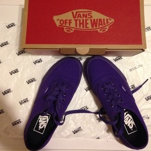 Van's Heliotrope/Black 5.5
