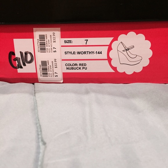 Red wedges - Picture 3 of 3