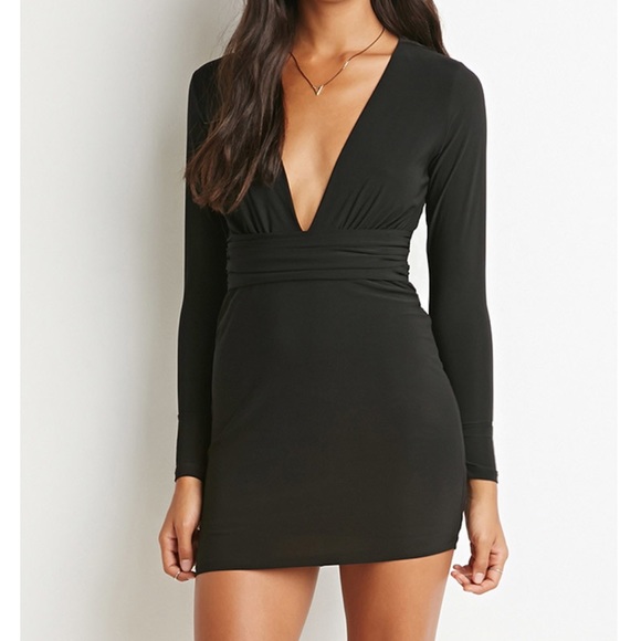 Forever 21 Dresses & Skirts - V neck dress