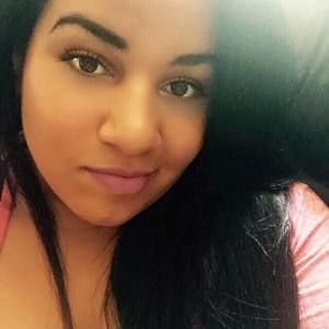 Meet your Posher, Alicia