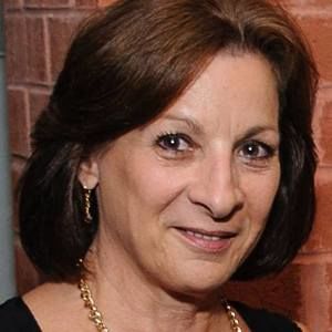 Meet your Posher, Luanne