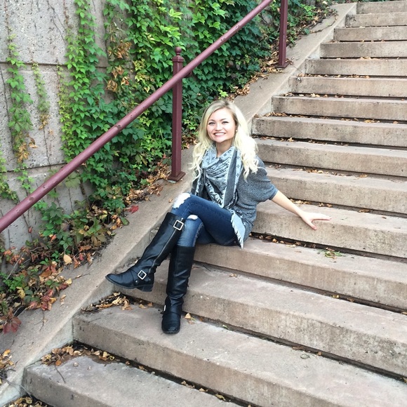 Meet your Posher, Val