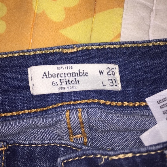 Blue Jeans - Picture 2 of 2