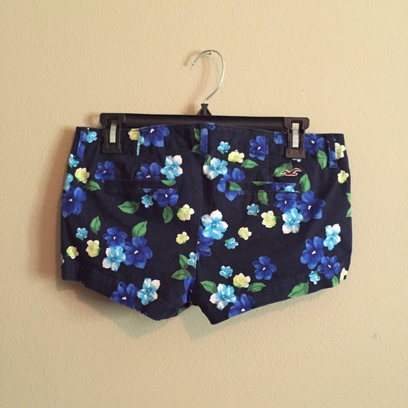 SOLD - Picture 3 of 4