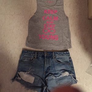 Cute cropped tank! NWOT