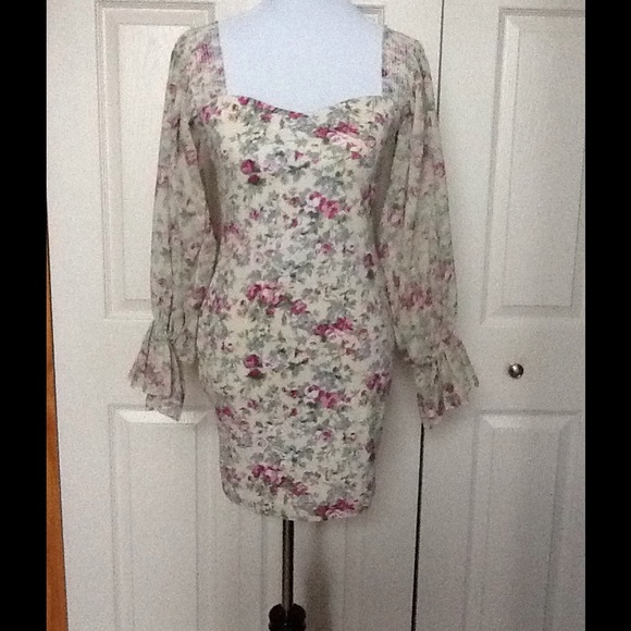 Dresses & Skirts - ***Final Clearance item*** Make offer :)