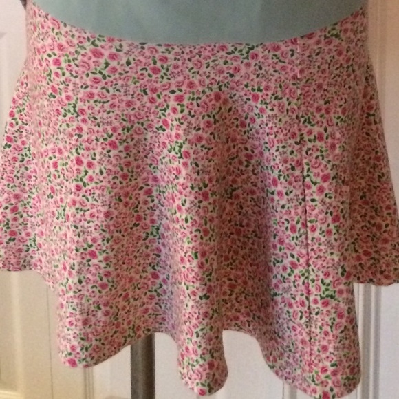 Pretty mini in pink florals.