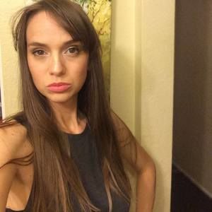 Meet your Posher, Candice