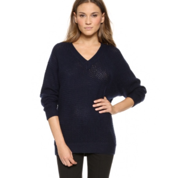 🎉sale!! Vince dolman v sweater - Picture 2 of 2