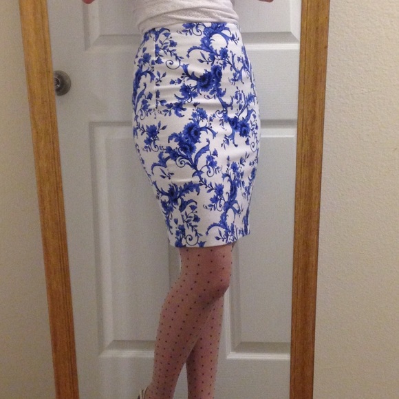 Blue/White Floral Pencil Skirt