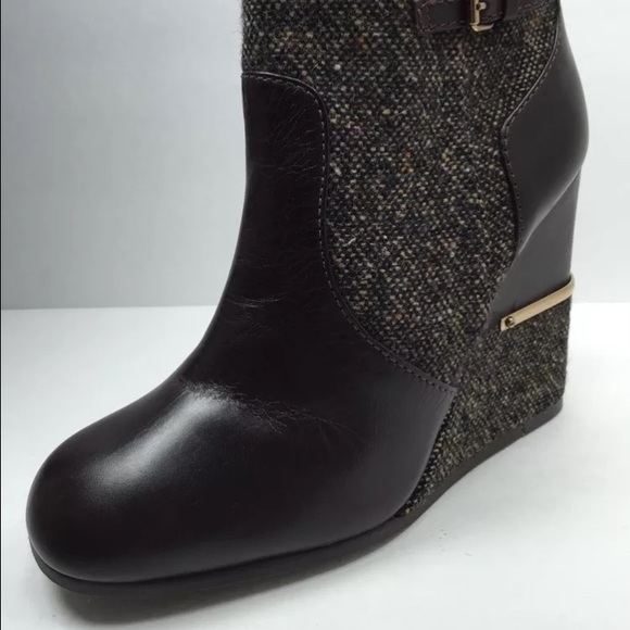 Tory Burch brown leather wedge booties size 7 M