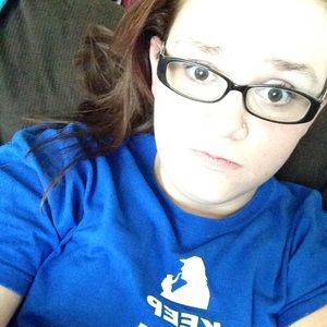 Meet your Posher, Adali