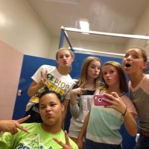 Meet your Posher, Anna