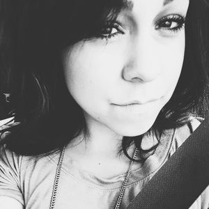 Meet your Posher, Annie