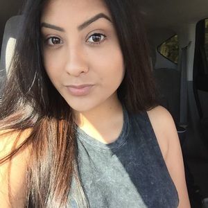 Meet your Posher, Ariel