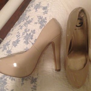 G by Guess nude pumps