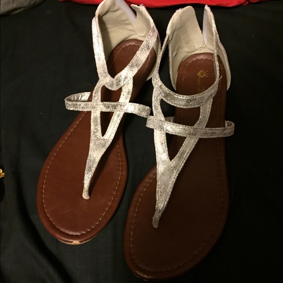 Super cute silver sandals