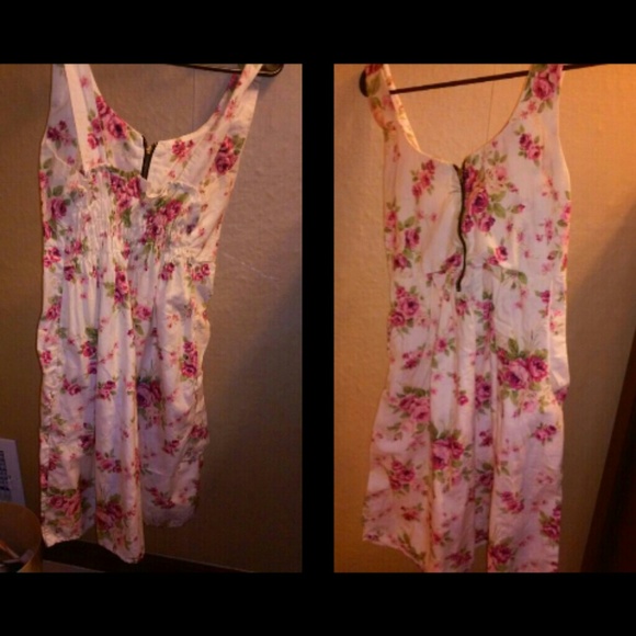 Floral Dress - Picture 1 of 2