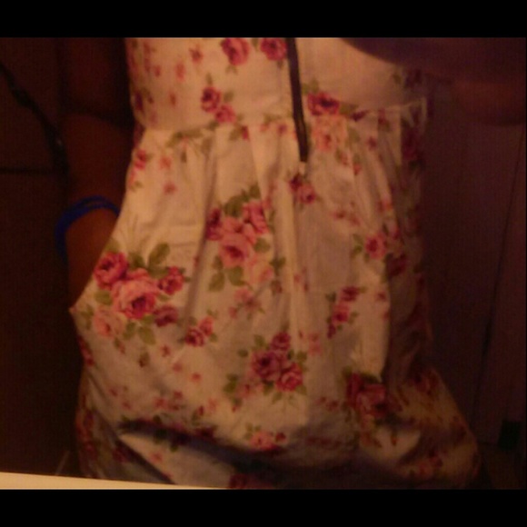 Floral Dress - Picture 2 of 2