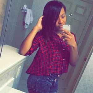 Meet your Posher, Tilya