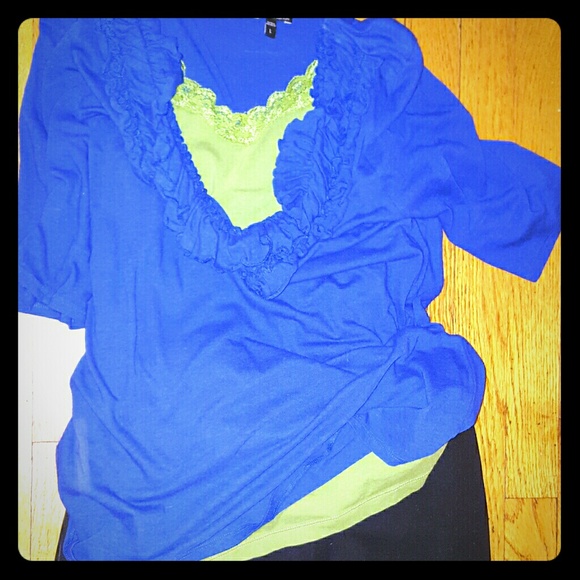Deep V ruffled Express shirt - Picture 1 of 2