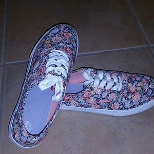 Sneakers Floral lace up