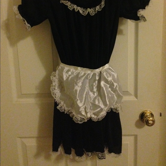 Maid costume - Picture 2 of 2
