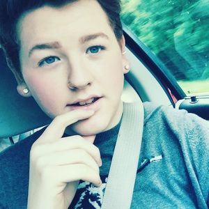 Meet your Posher, Nathaniel