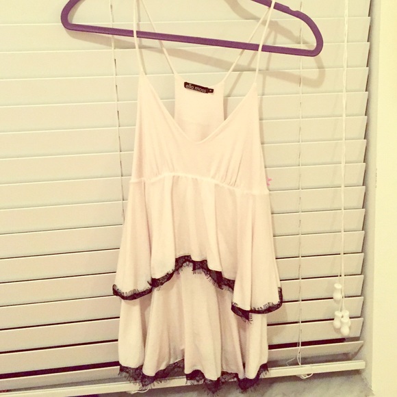 Adorable white/black lace tank 💕