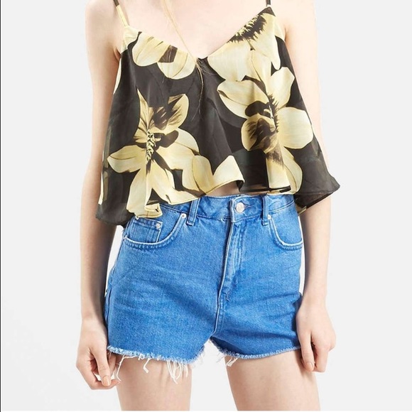 Topshop Tops - Floral flowy top